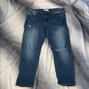 Carly Jean Los Angeles Devon Jeans